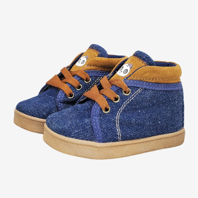 BOTA BOAT